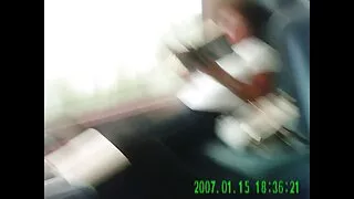 Дівчина порно кіно трахкає негра в жопу.